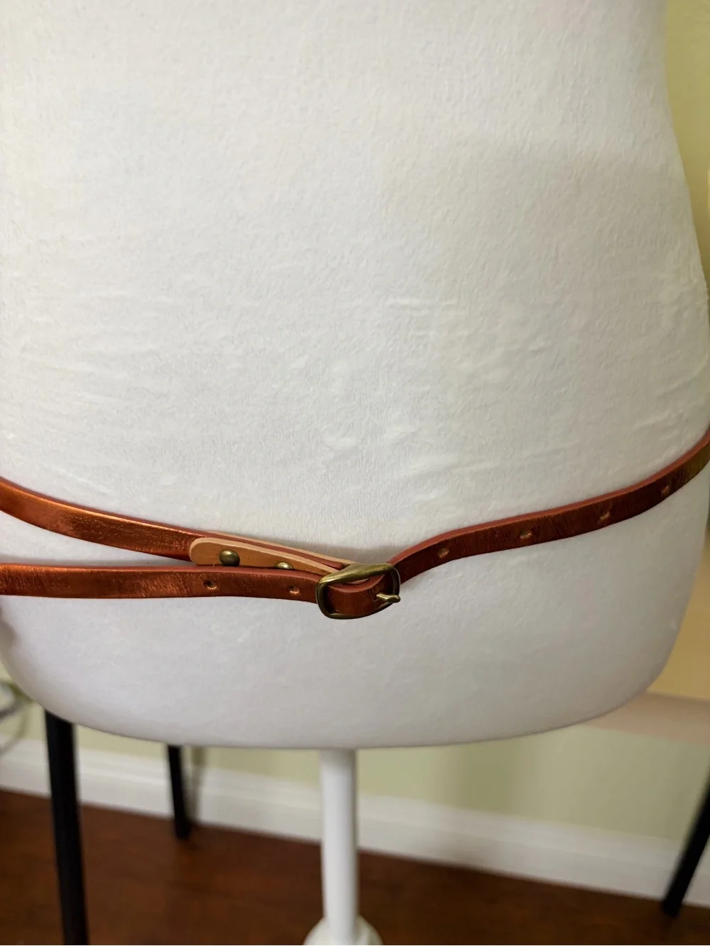 J.Crew Genuine Italian Leather Metallic Copper Skinny Belt Size S USA - Picture 5 of 8